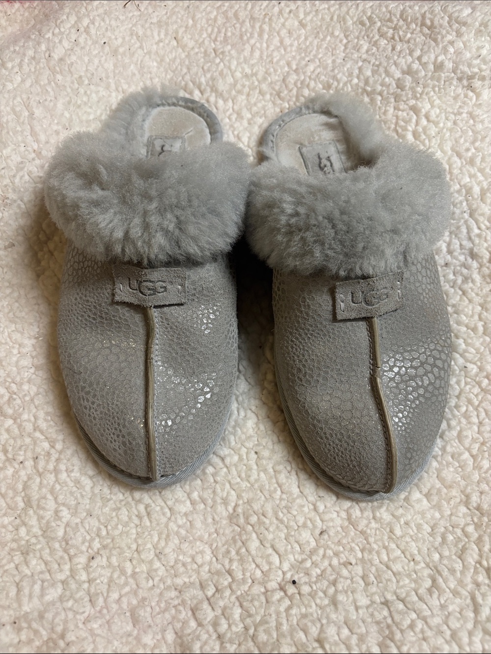 UGG Scuffette II Glitzy Slipper size 10 light blue womens